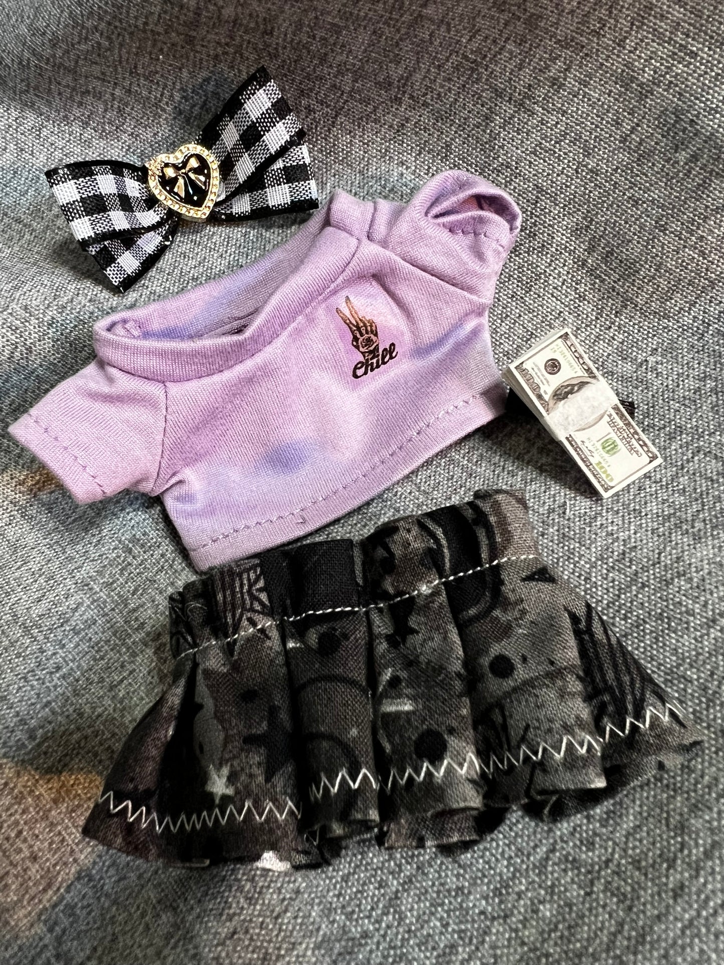 Sassy Skeleton Tee & Skirt Set with Bow and Cash Accessory for 17cm Doll