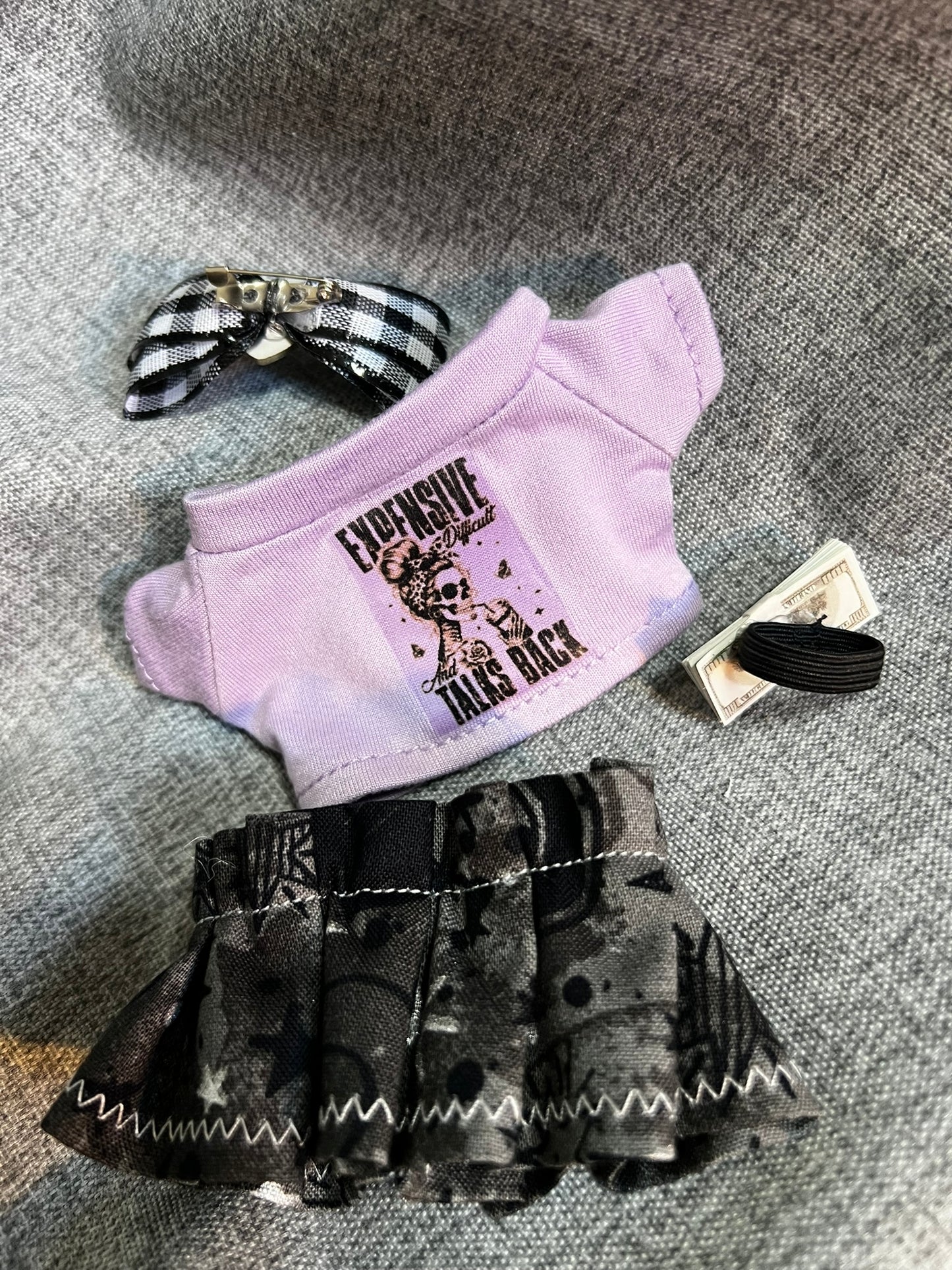 Sassy Skeleton Tee & Skirt Set with Bow and Cash Accessory for 17cm Doll